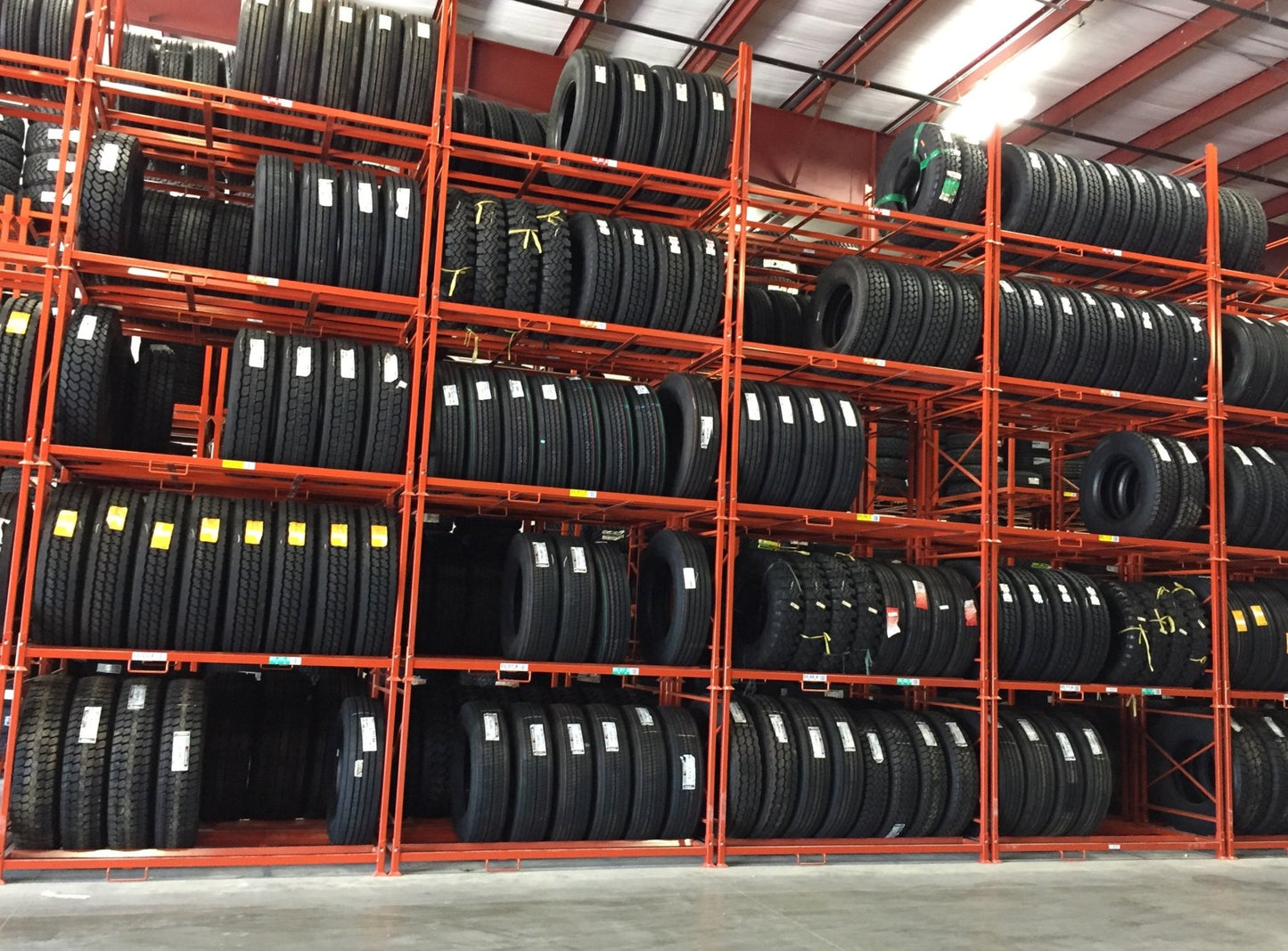 Truck And Bus Tires Folding Rack - Maventech